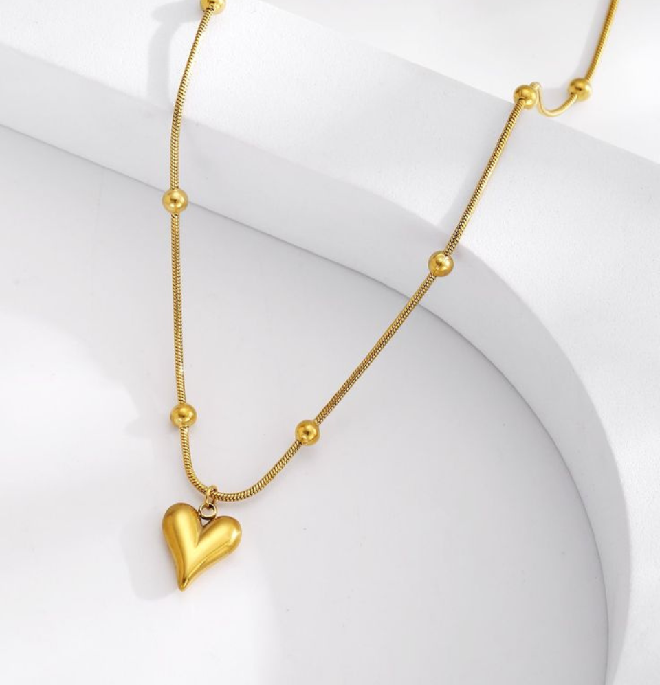 HeartGlow Necklace - Ahlis Luxe
