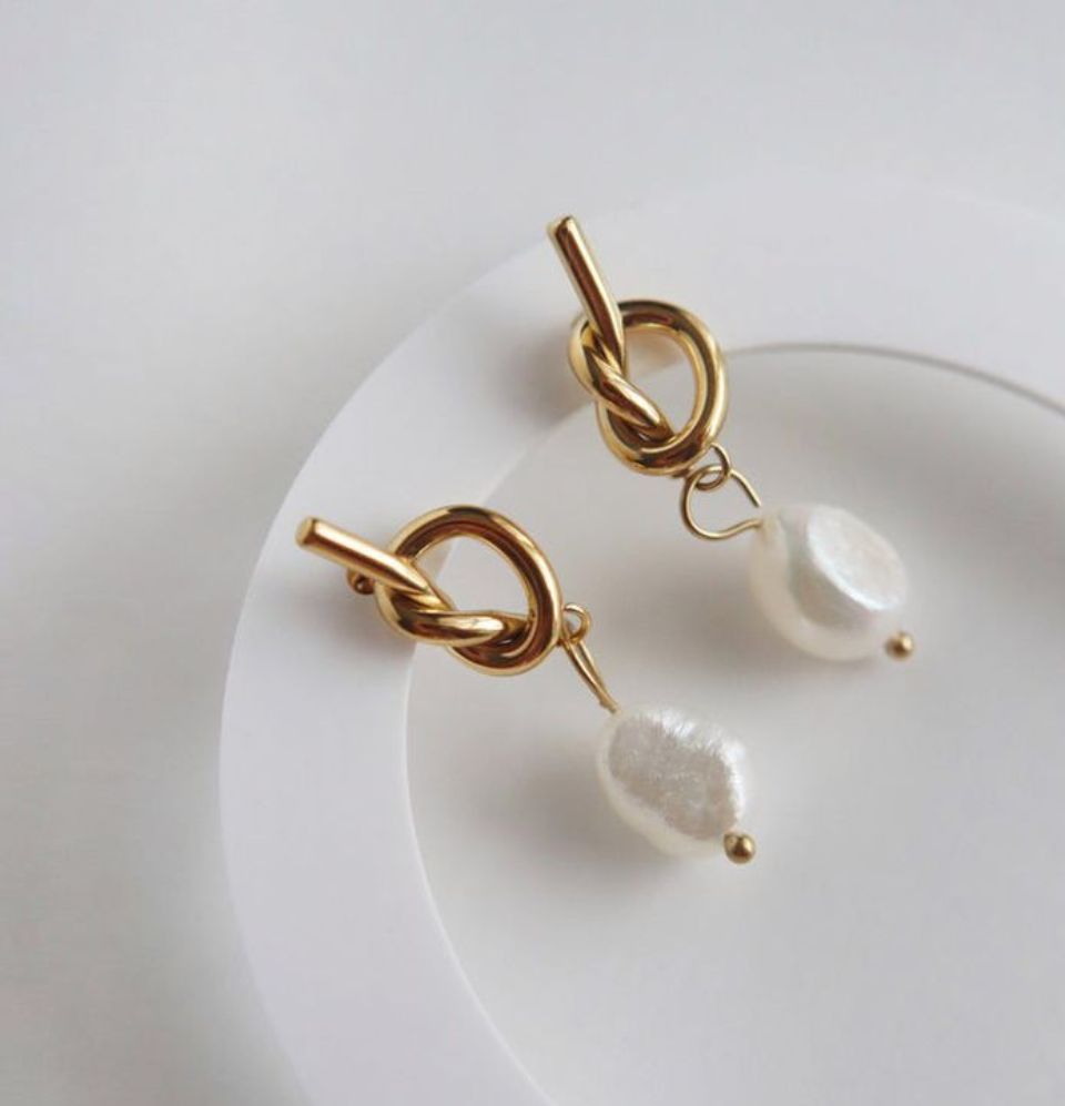 Pearl Knot Earrings - Ahlis Luxe