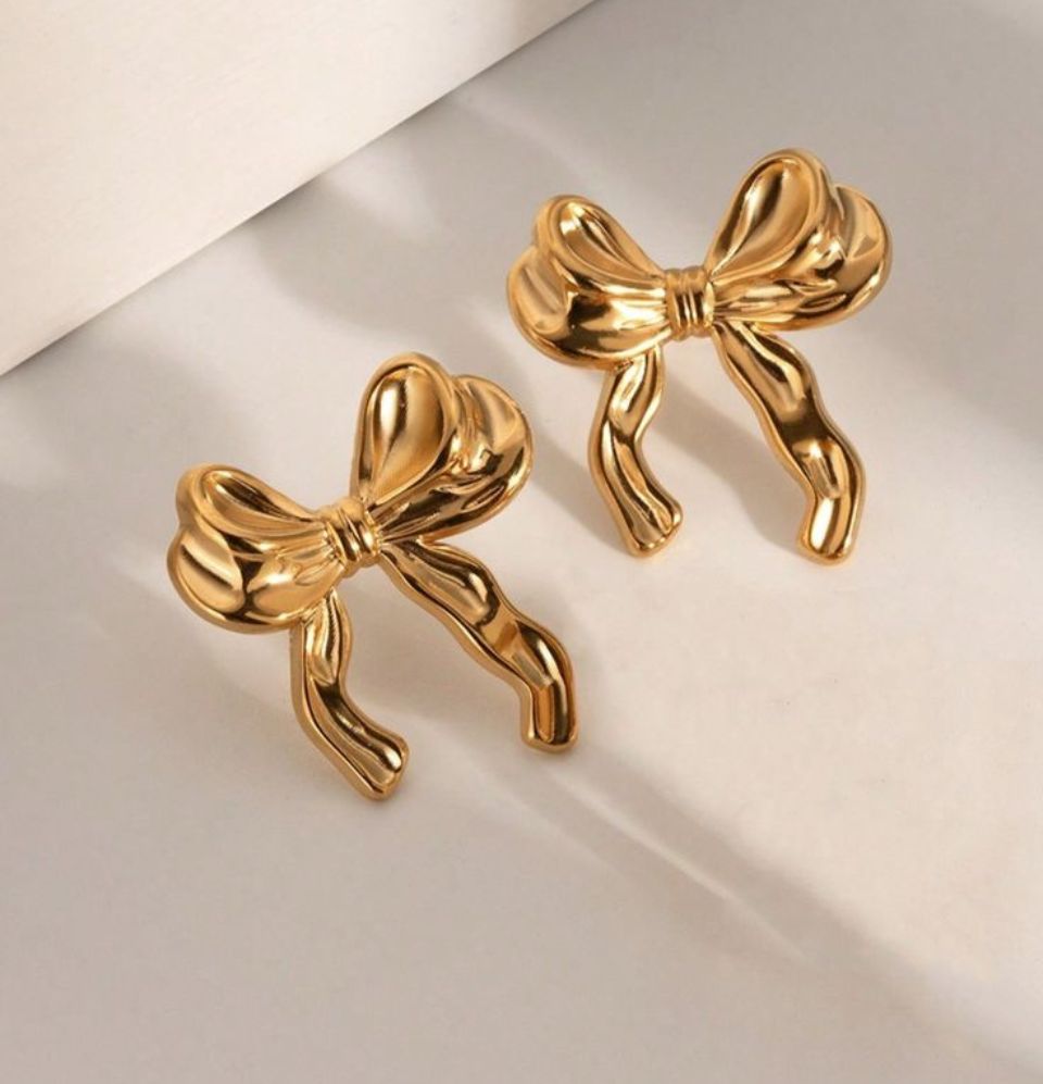 Bow Studs - Ahlis Luxe