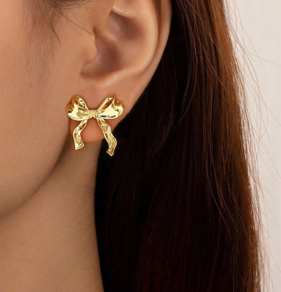 Bow Studs - Ahlis Luxe