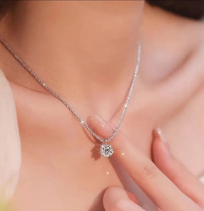 Cubic Zirconia - Ahlis Luxe
